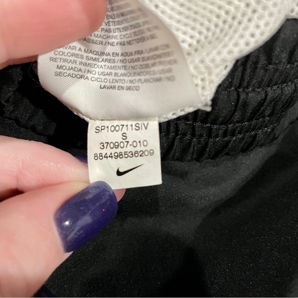 Nike Vintage Black Nylon Pants - Picture 8 of 12